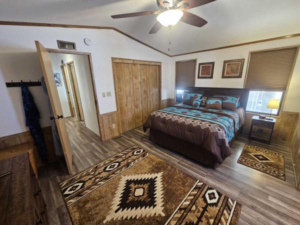 1987 Cavco Manufactured Home