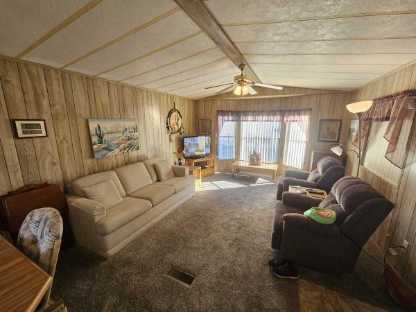 1985 Palm Harbor Manufactured Home