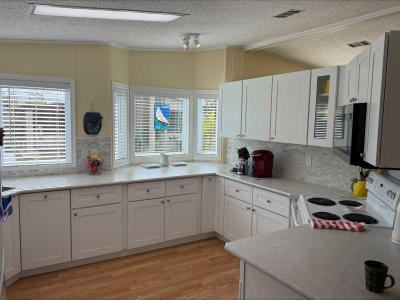 Photo 4 of 32 of home located at 701 Aqui Esta Dr Lot #21 Punta Gorda, FL 33950