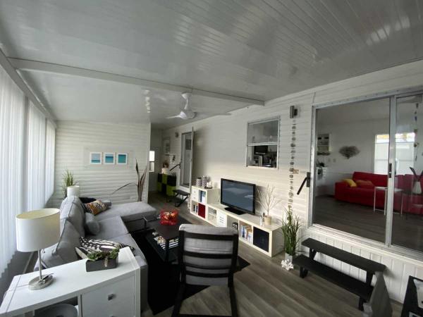 1993 1BR/1BA Mobile Home