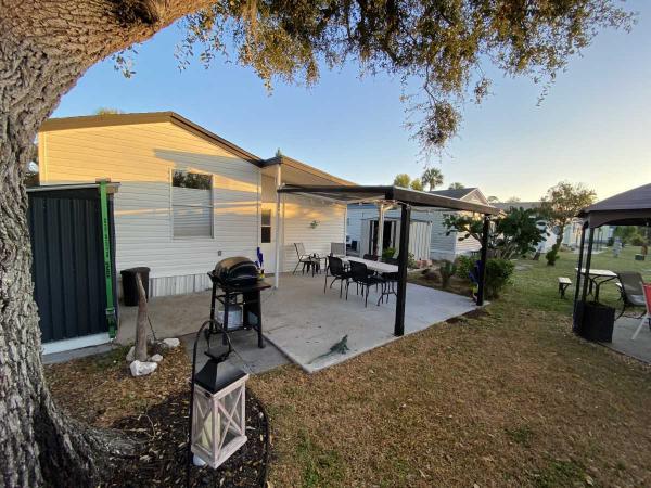 1993 1BR/1BA Mobile Home