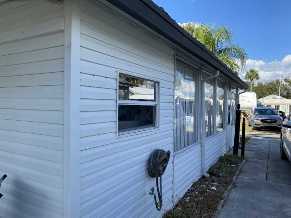 1993 1BR/1BA Mobile Home