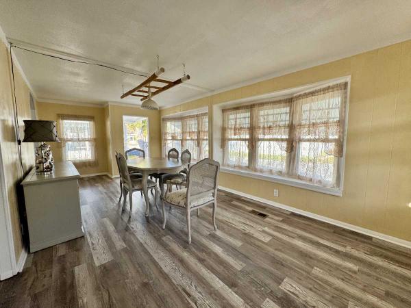1980 Manufactured Home
