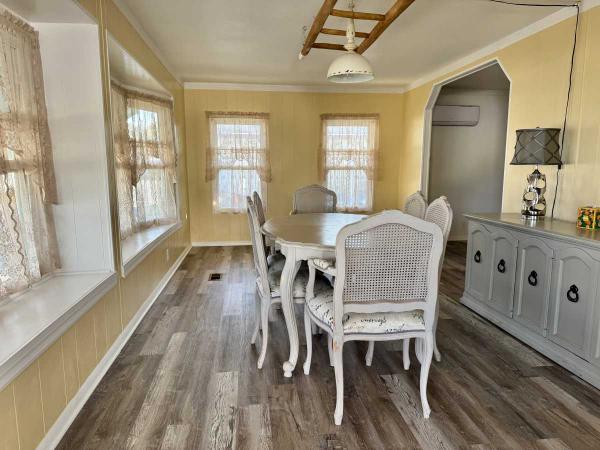 1980 Manufactured Home