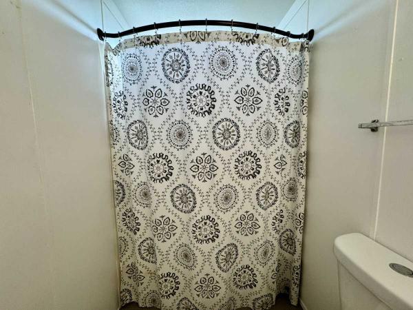 1980 Manufactured Home