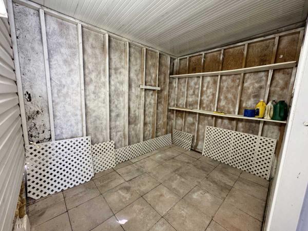 1980 Manufactured Home