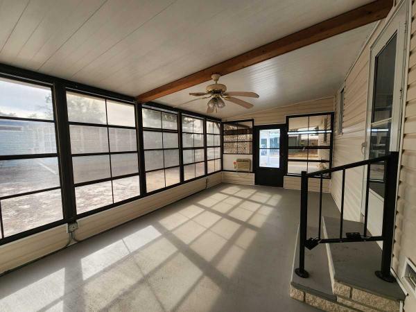 1985 CLAR Manufactured Home