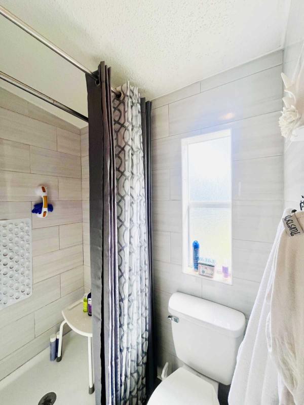 1992 Meri Manufactured Home