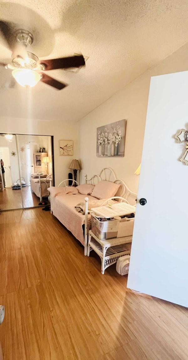 1992 Meri Manufactured Home