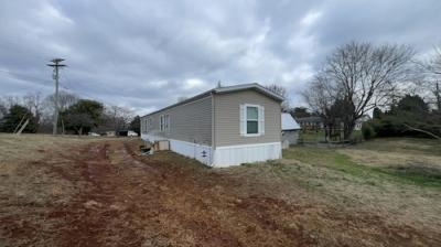 Mobile Home at 1411 Ernest Killian Friendsville, TN 37737