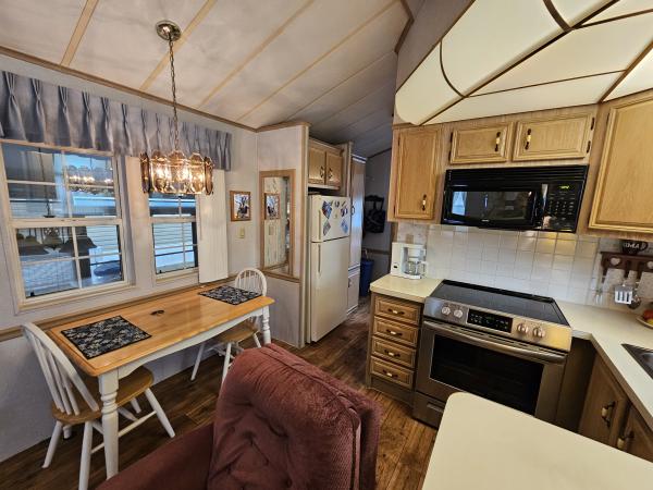 1992 Mobile Home