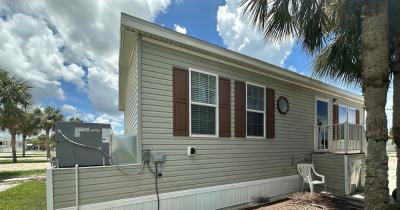 Photo 4 of 15 of home located at 19333 Summerlin Rd #206 Fort Myers, FL 33908