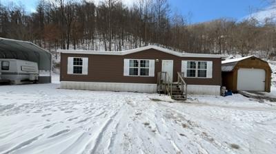 Mobile Home at 1793 Sycamore Rd Pikeville, KY 41501