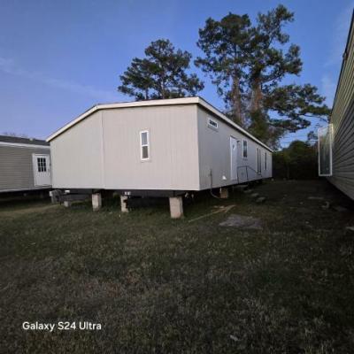 Mobile Home at East Texas Home Center, Llc 2749 Us 69 Lumberton, TX 77657