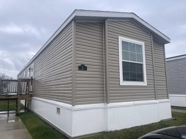 2022 Redman Advantage Mobile Home For Sale | 5 Manassas Ct West Chester, OH