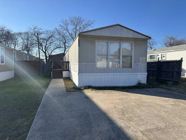 Photo 1 of 1 of home located at 11117 E. Sunset Dr. Fort Worth, TX 76244