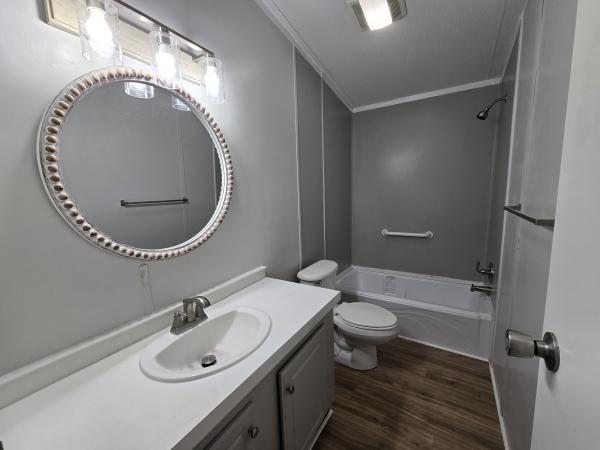 2004 HOME HOME Mobile Home