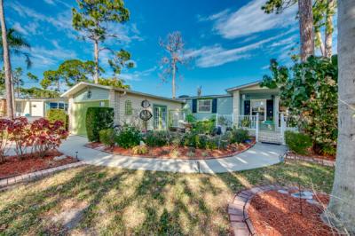 Mobile Home at 19426 Saddlebrook Ct. North Fort Myers, FL 33903