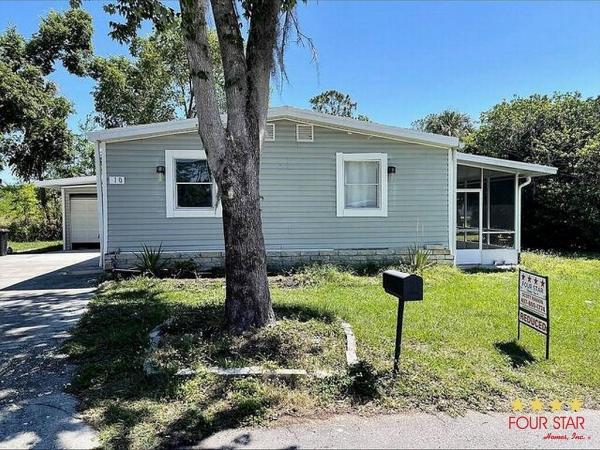 Photo 1 of 2 of home located at 10 Ivanhoe Ct. Kissimmee, FL 34746