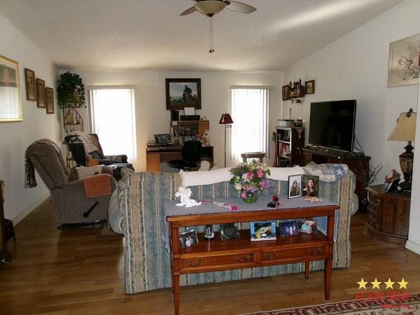 1990 PALM   Home