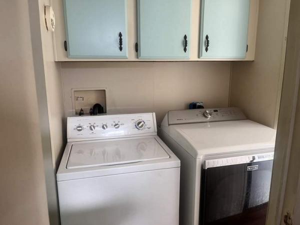 1986 Palm Harbor Manufactured Home