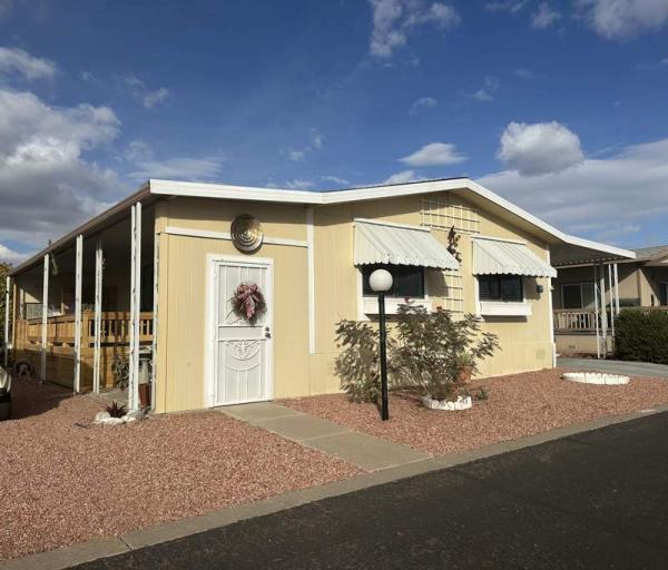 Photo 1 of 2 of home located at 652 S Ellsworth Rd. Lot #174 Mesa, AZ 85208