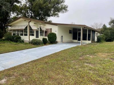 Mobile Home at 2004 North Lake Drive Zellwood, FL 32798