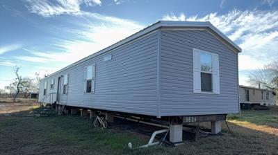 Mobile Home at 16125 Griffin Rd Atascosa, TX 78002