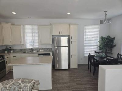Photo 5 of 8 of home located at 2305 W Ruthrauff Rd #E9 Tucson, AZ 85705