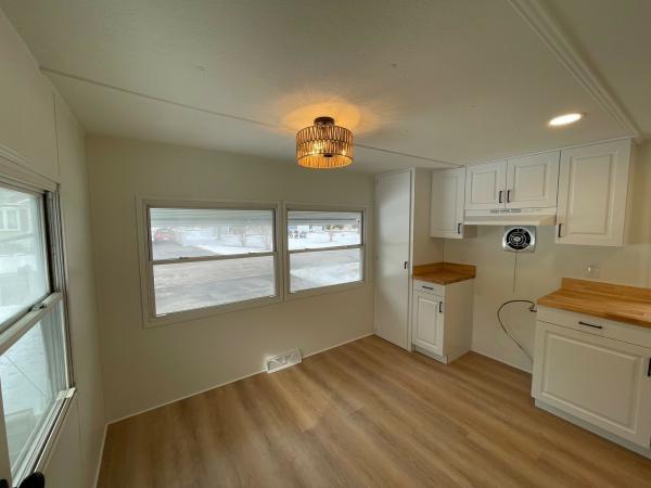 1970 Newport 12-2-60 Mobile Home