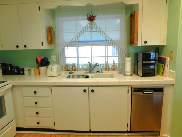 1982 SHER  Home