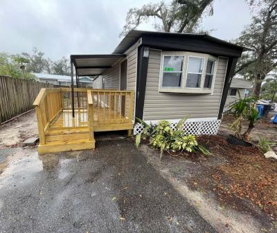 Mobile Home at 11611 Sir Lawrence Ct, 28 Thonotosassa, FL 33592