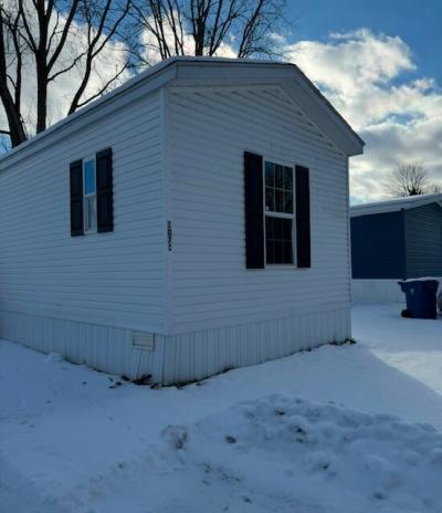 Mobile Home at 4261 Grange Hall Rd #107C Holly, MI 48442