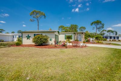 Photo 3 of 59 of home located at 19794 Cypress Woods Ct. North Fort Myers, FL 33903