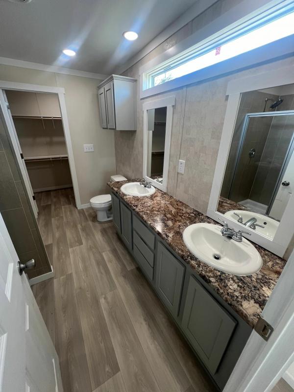 2025 American Homestar Corp Oak Creek Mobile Home