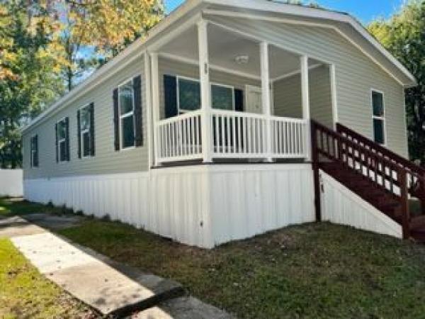 Photo 1 of 2 of home located at 500 S Chaffee Rd Lot #55 Jacksonville, FL 32221