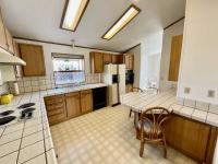 1990 Golden West Manufactured Home