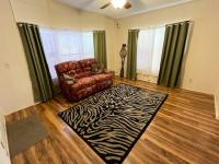 1987 Barrington Manufactured Home