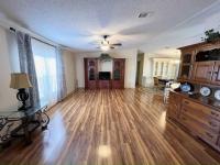 1987 Barrington Manufactured Home