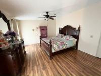 1987 Barrington Manufactured Home