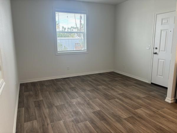 2025 Skyline 67E517B Mobile Home