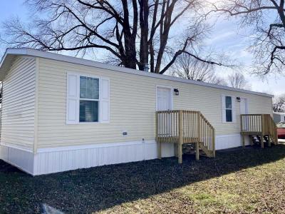 Mobile Home at 1935 Drew Ave Waterloo, IA 50703