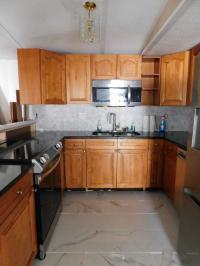 1987 Fleetwood Manufactured Home
