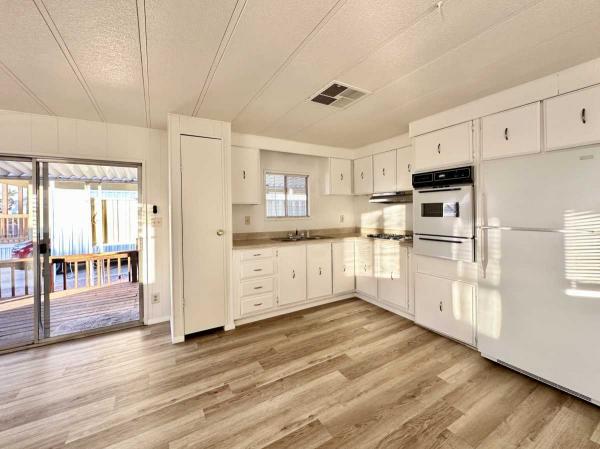 1977 MH Manufactured Home
