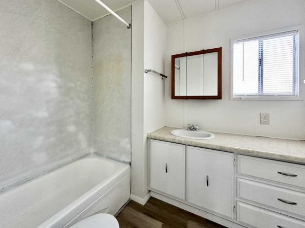 1977 MH Manufactured Home