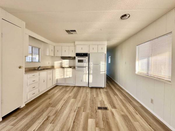 1977 MH Manufactured Home