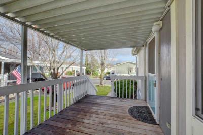 Photo 5 of 16 of home located at 10 E. South Stage Rd. #215 Medford, OR 97501