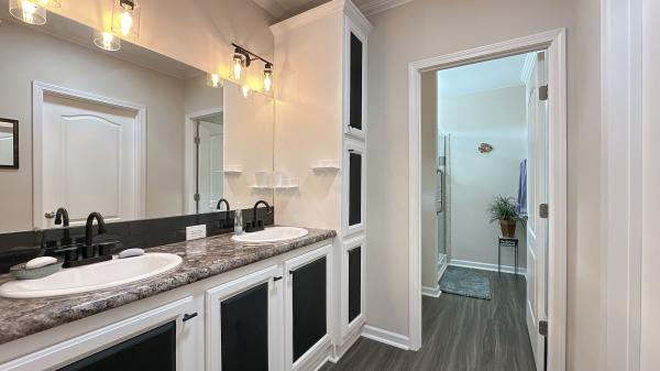 2018 Skyline 5355 Mobile Home