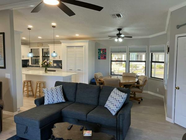1985 West HS Manufactured Home