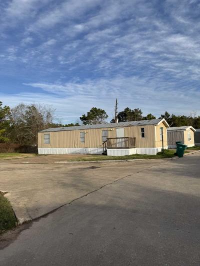 Mobile Home at 9822 Spicewood Ln Tomball, TX 77375